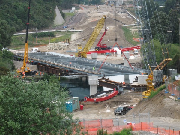 Waikato River Bridge launch from south-east side